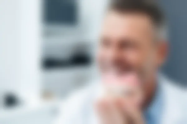 拔牙当天能否洗头和洗澡？拔牙后的注意事项有哪些？