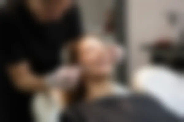 补牙优惠仅需350元起，宁波路加口腔诊所为您提供优质口腔护理服务，原价500元起，快来体验实惠的牙齿修复！