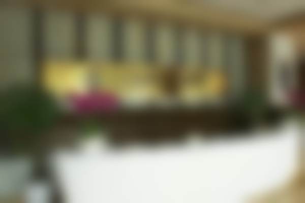 成都华美紫欣馨和米兰柏羽哪家好？从医生技术、项目特色为你深度分析，看完就懂！ 