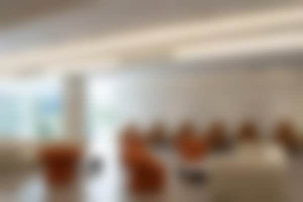 深圳米兰柏羽医疗美容医院怎么预约挂号？朱武根医生美杜莎眼综合6.0B版12800元起，官网/电话400-897-3360快速通道