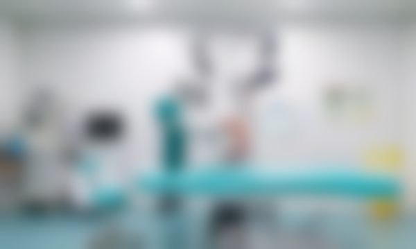 医生团队:成都爱迪眼科医院刘华排第几的核心力量